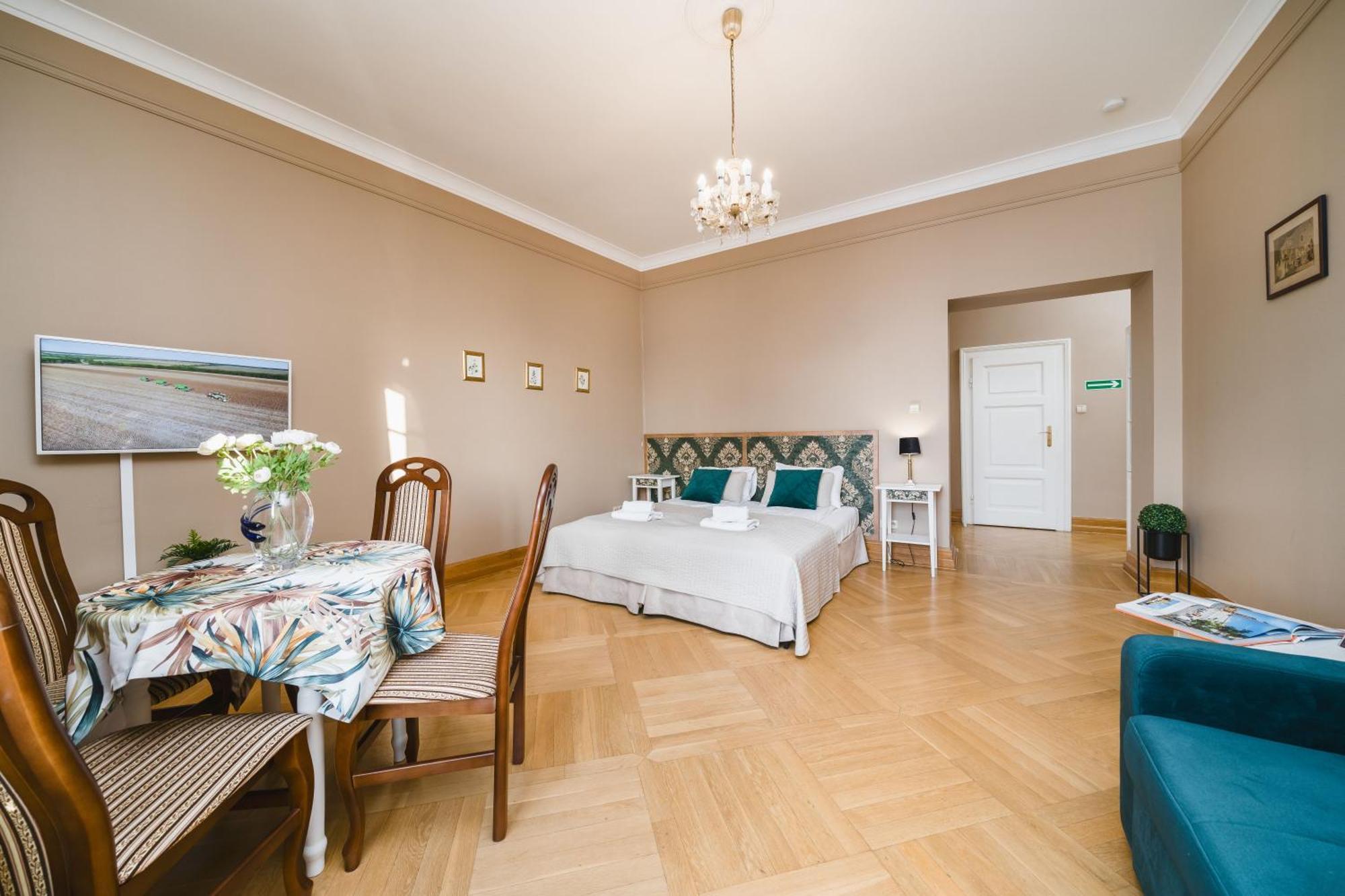 Apartamenty W Palacu Pod Baranami Krakau Exterior foto