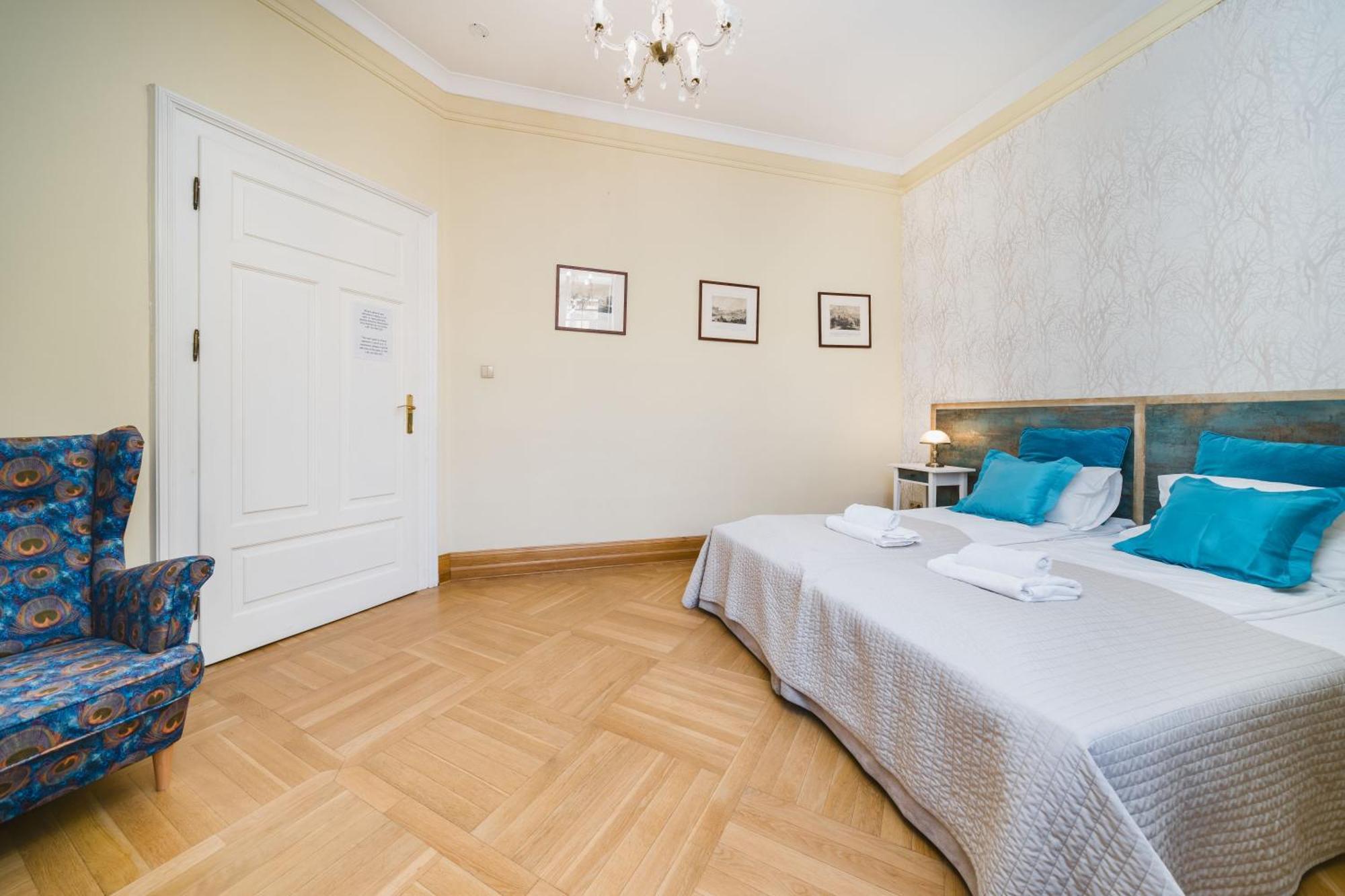 Apartamenty W Palacu Pod Baranami Krakau Exterior foto